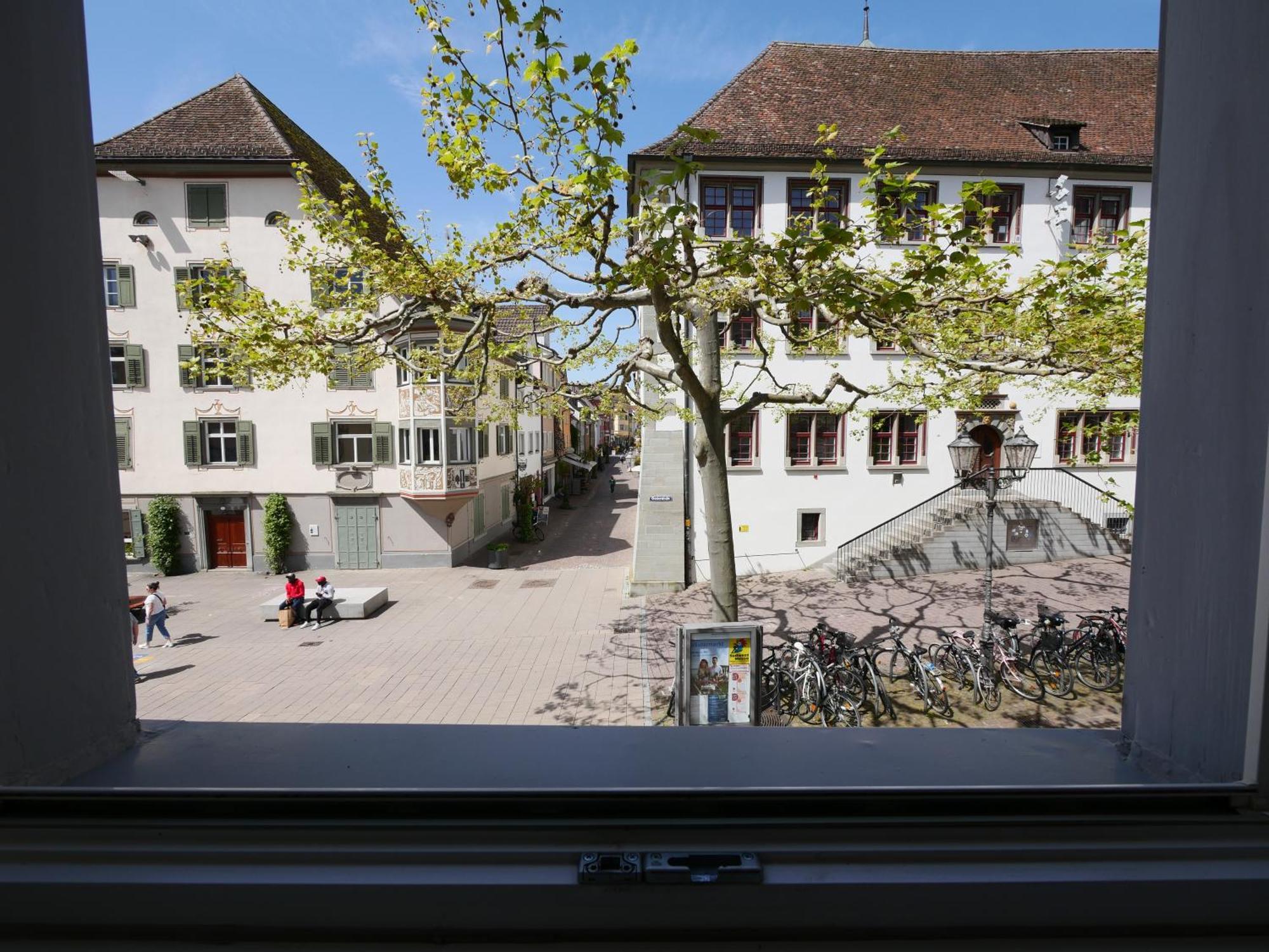 Ferienwohnung Seeromantik In 2 Minuten Am See 라돌프젤암보덴시 외부 사진