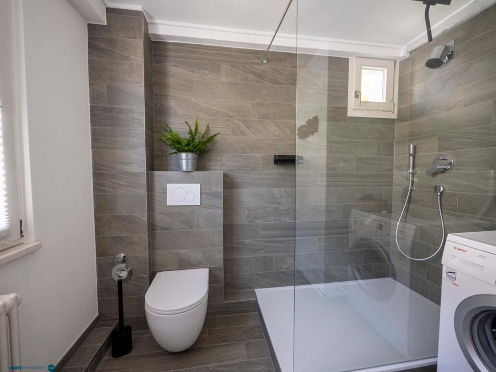 Ferienwohnung Seeromantik In 2 Minuten Am See 라돌프젤암보덴시 외부 사진