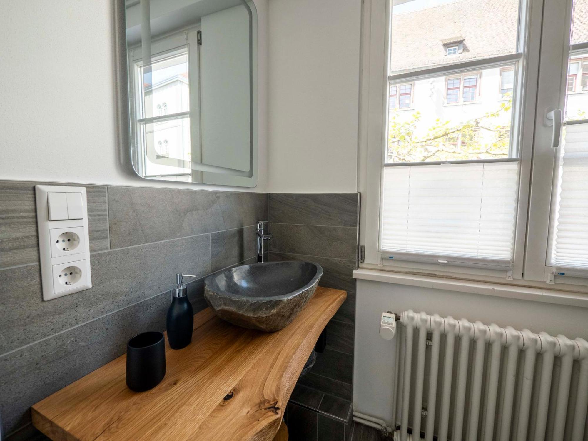 Ferienwohnung Seeromantik In 2 Minuten Am See 라돌프젤암보덴시 외부 사진