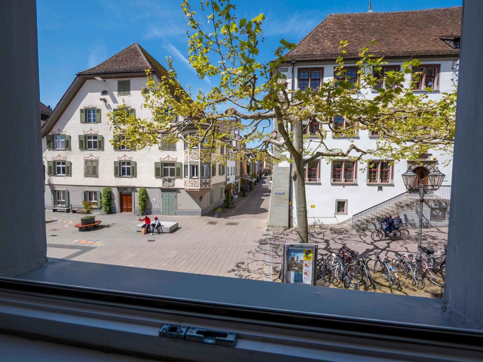 Ferienwohnung Seeromantik In 2 Minuten Am See 라돌프젤암보덴시 외부 사진