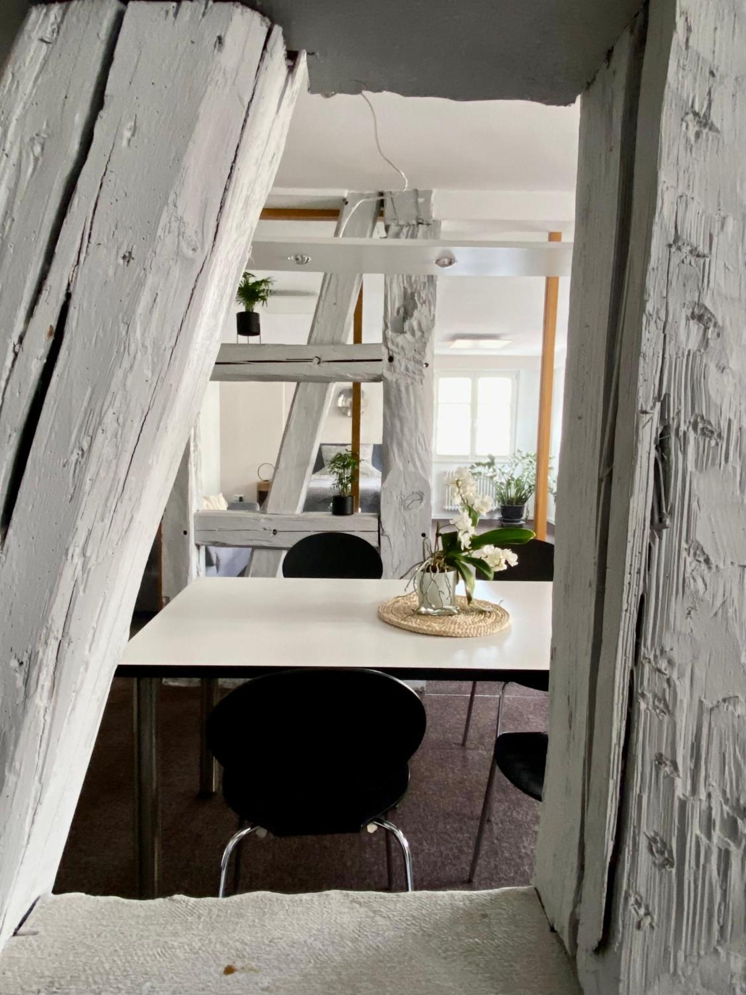 Ferienwohnung Seeromantik In 2 Minuten Am See 라돌프젤암보덴시 외부 사진