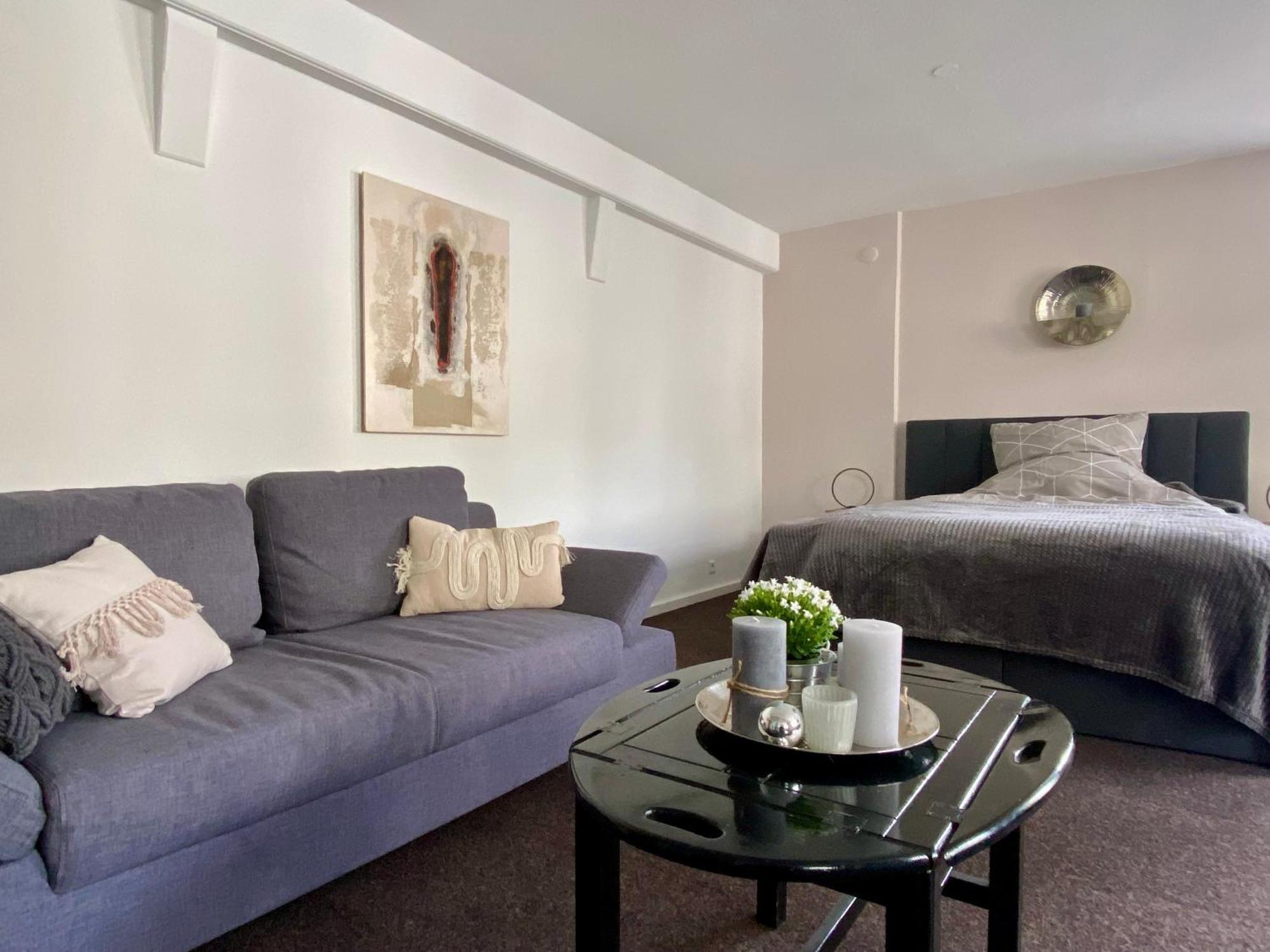 Ferienwohnung Seeromantik In 2 Minuten Am See 라돌프젤암보덴시 외부 사진